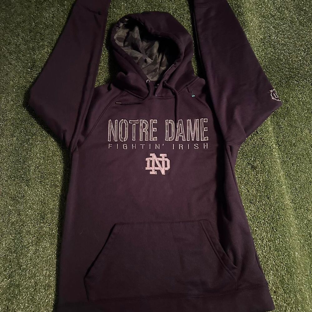 Colosseum Men's Navy and Purple Hoodie